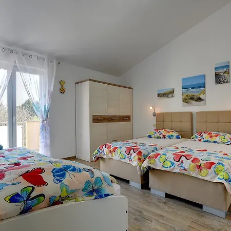 Holiday home Komfortables Mit Klima, Wlan, Grill Und Parkplatz Vinkuran