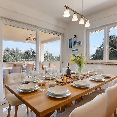 Holiday home Komfortables Mit Klima, Wlan, Grill Und Parkplatz *