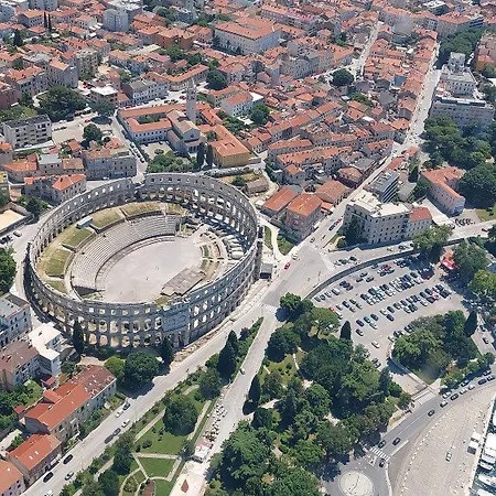 Komfortables Mit Klima, Wlan, Grill Und Parkplatz Prázdninový dům Vinkuran